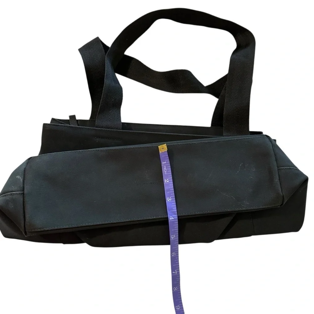 GAP Black Tote Bag Minimalist Design